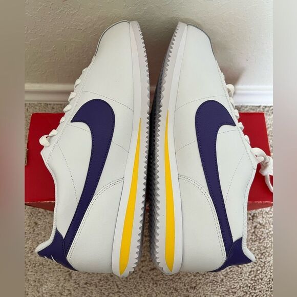 Nike Cortez Lakers White Varsity Purple Yellow - Picture 6 of 10